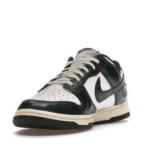 Nike Dunk Low Vintage Green (W)